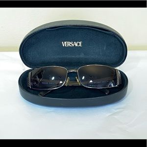 Vintage Versace Black Medusa sunglasses